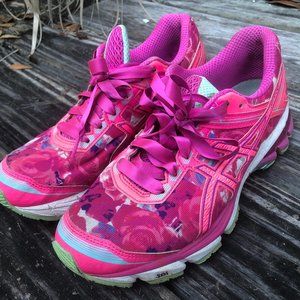 SOLD—Rare Limited Edition Pink Ribbon Asics Gel Kayano